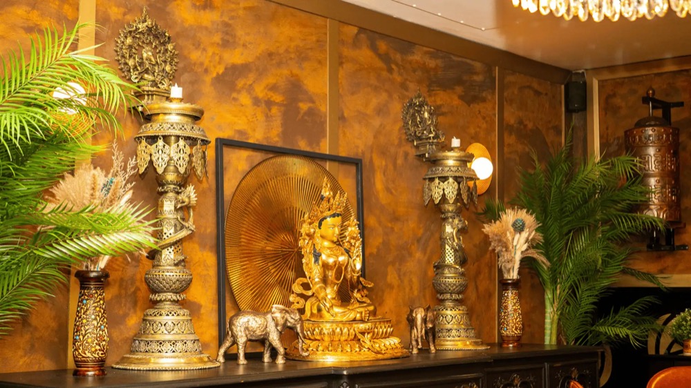 Nepali Gold Feast For Two With Cocktails