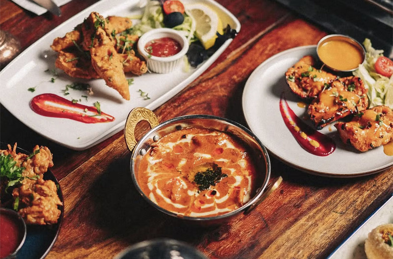 Indian Tapas With Sides And Wine For Two Near Trongate  (valid 7 Days)