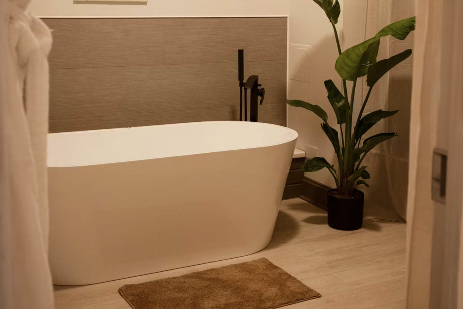 Exclusive 60-Minute Upper Body Massage